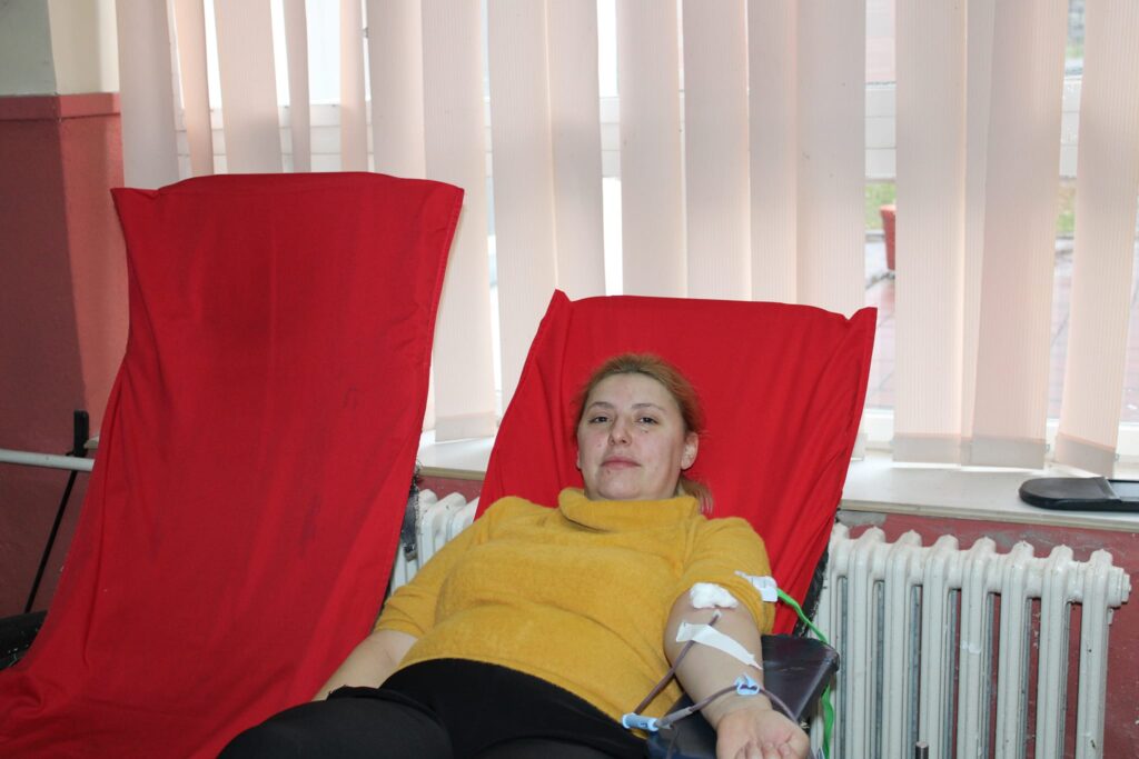 410643542_678112737790363_3230576920430215820_n-1024x683 14. децембар 2023. - Редовна акција давања крви - РЕСАВИЦА