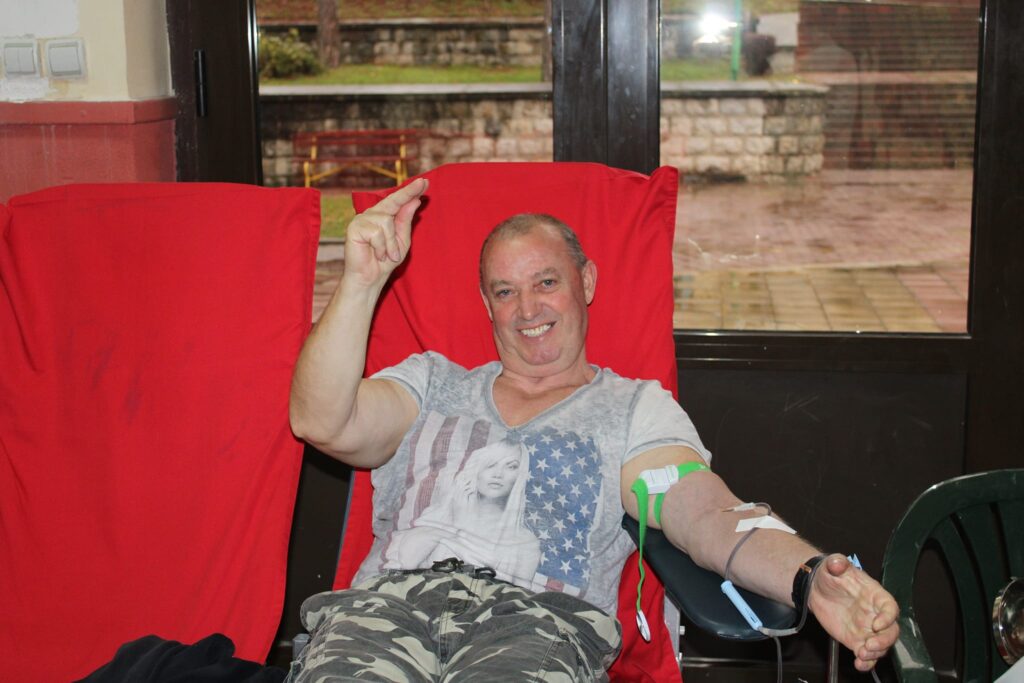 410649640_678113061123664_3287234317993137142_n-1024x683 14. децембар 2023. - Редовна акција давања крви - РЕСАВИЦА